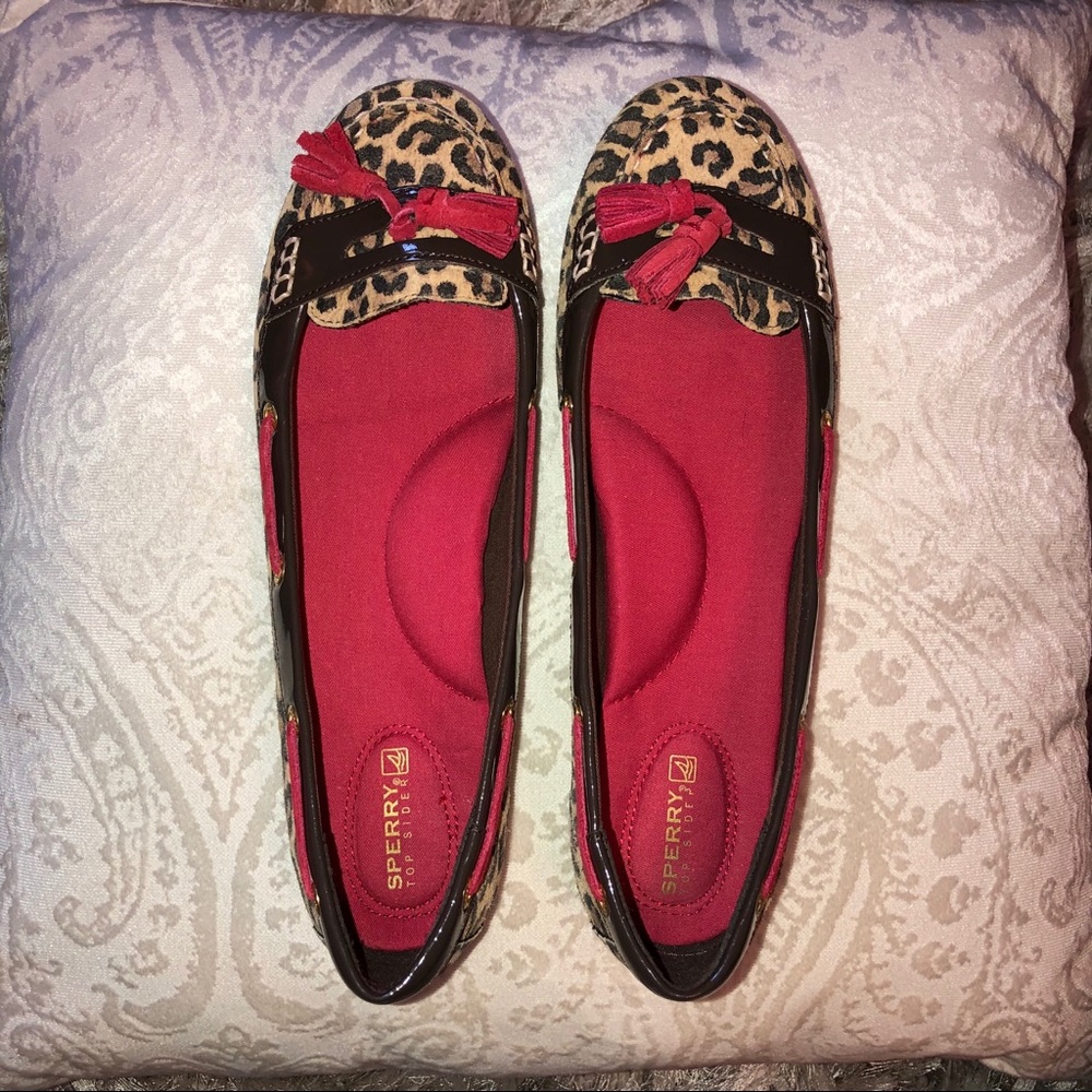 Sperry Brown Leopard Flats